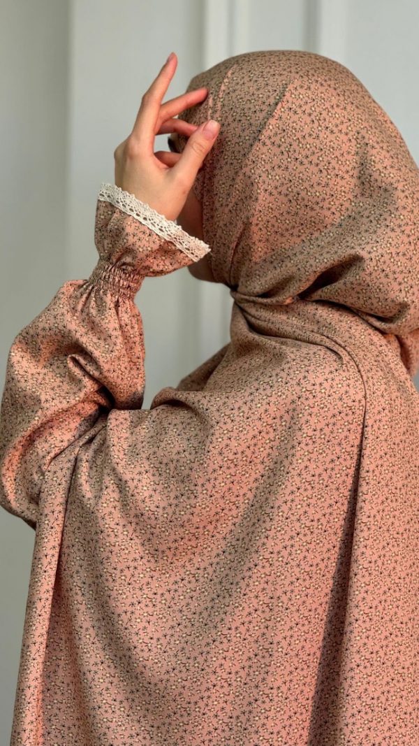 Robe de maison - prière fleurie en coton